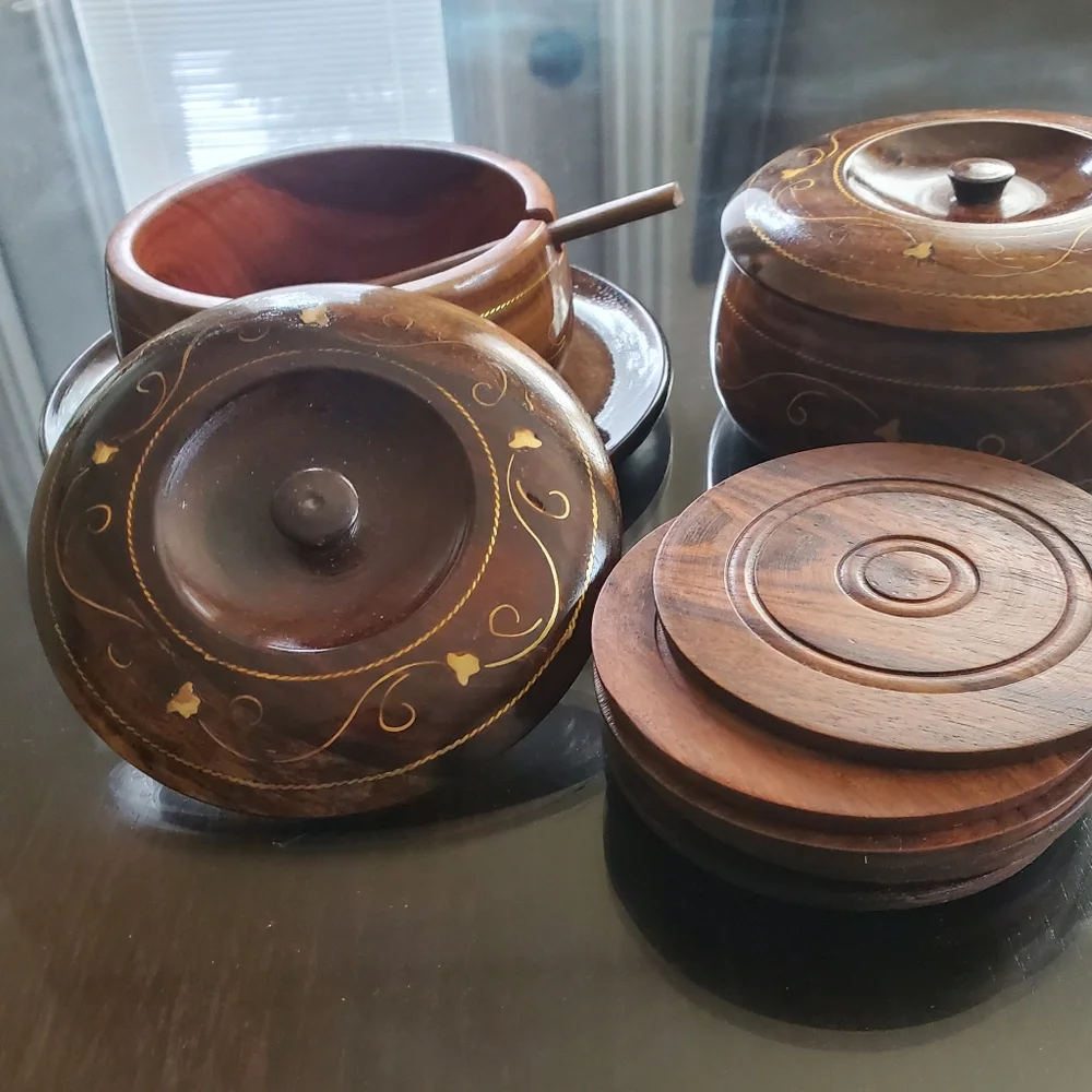 Wooden Sugar pot with spoon